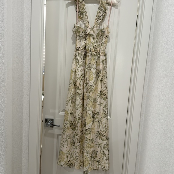 Gal Meets Glam green and white patterned dress - Picture 2 of 3